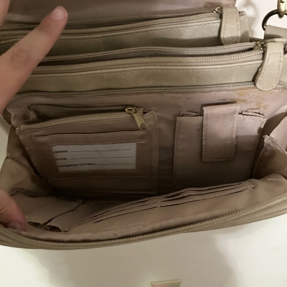 Vintage cream crossbody purse - Picture 5 of 7